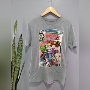 Marvel comics avengers Tshirt distressed